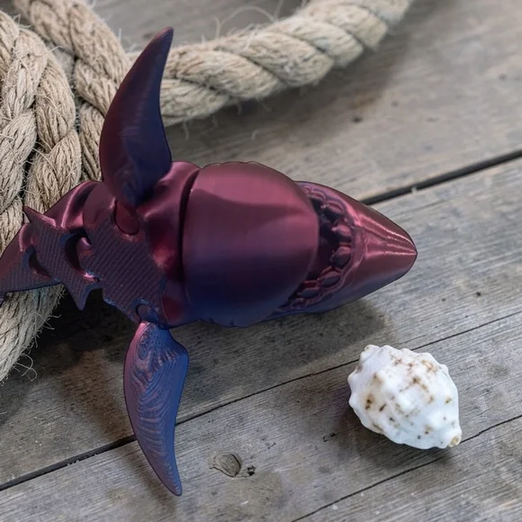 CUSTOM ORDER FOR @HOWEPM Articulated Shark Keychain - Picture 8 of 10